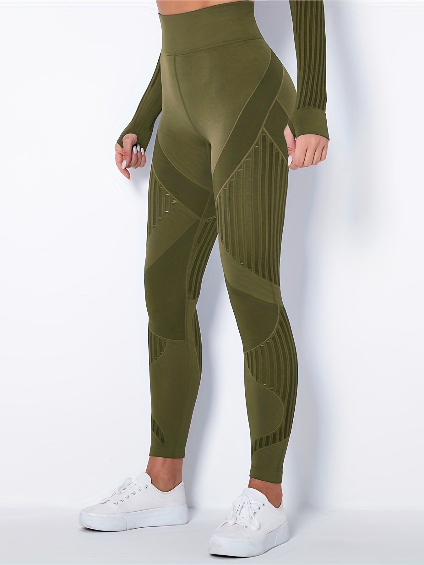 Cut Out Butt Lifting High Stretch Leggings