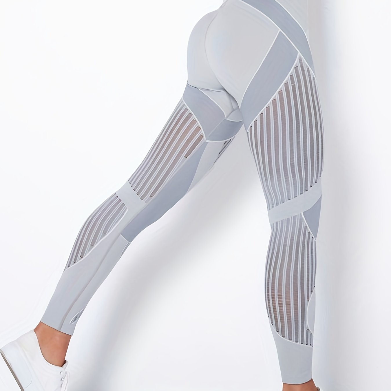 Cut Out Butt Lifting High Stretch Leggings