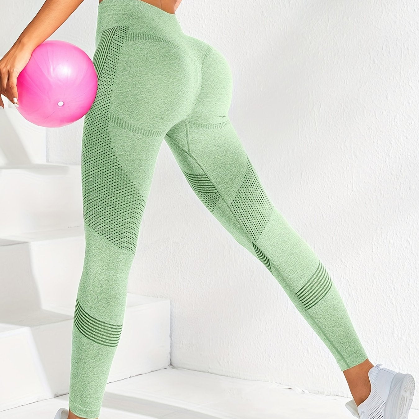 Seamless Striped Butt-Lift Yoga Leggings
